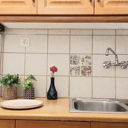 Apartment Lovely Equipped In Kallithea *