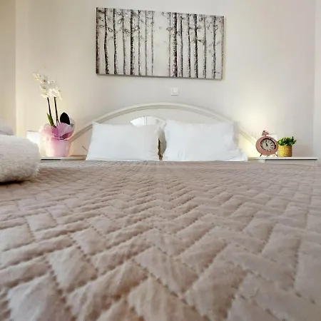 Apartament Lovely Equipped In Kallithea